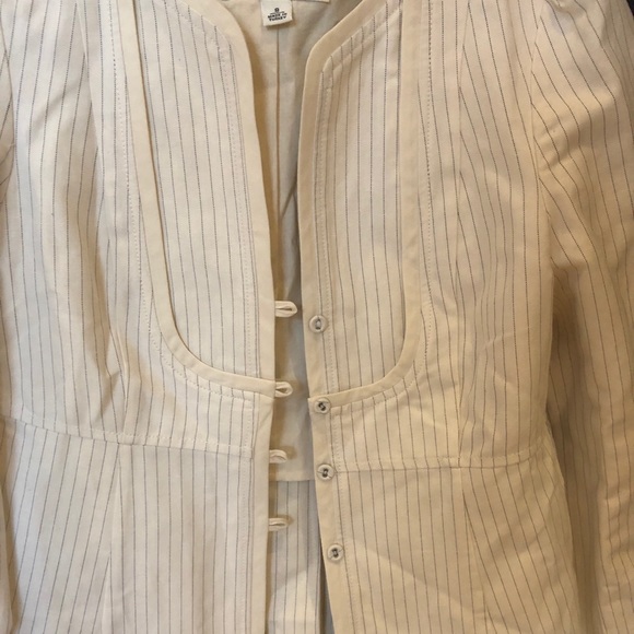 Banana Republic linen pinstripe blazer - Picture 4 of 13